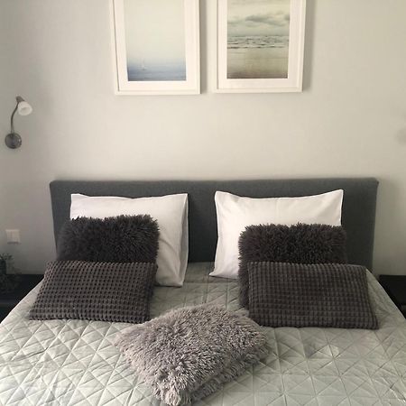 Cosy 1 Bedroom Apartment In The Heart Of Old Town With Parking Kaunas Kültér fotó