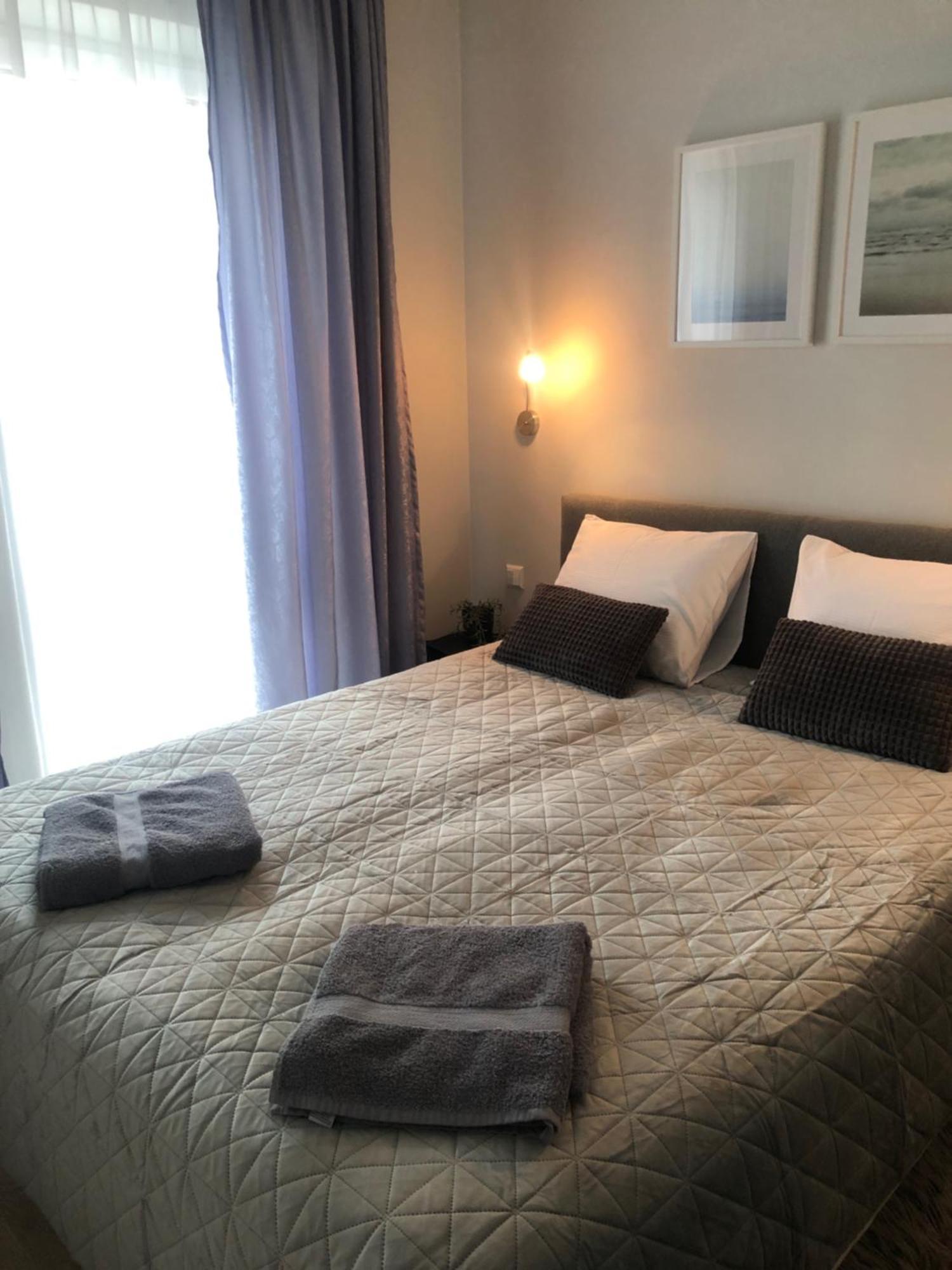 Cosy 1 Bedroom Apartment In The Heart Of Old Town With Parking Kaunas Kültér fotó
